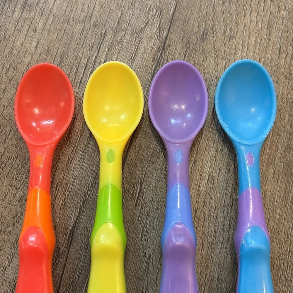 Colorful Baby Toddler Plastic Utensil Set Nuby, Munchkin, the first years 31 pcs
